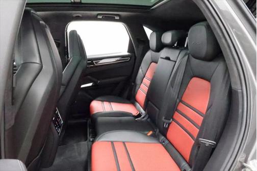 2020 Porsche Cayenne Turbo