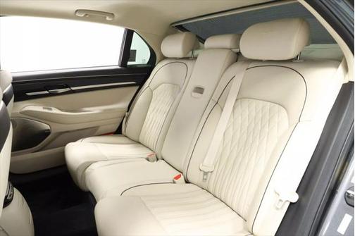 2020 Genesis G90 Premium