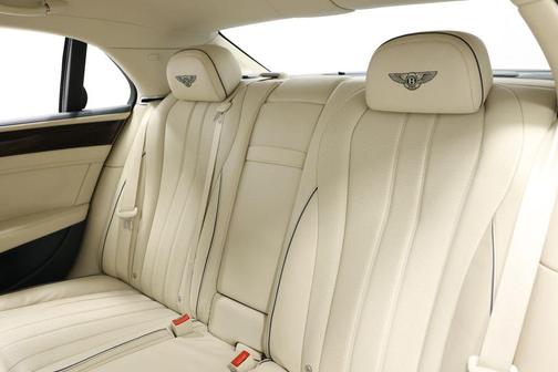 2015 Bentley Flying Spur Base