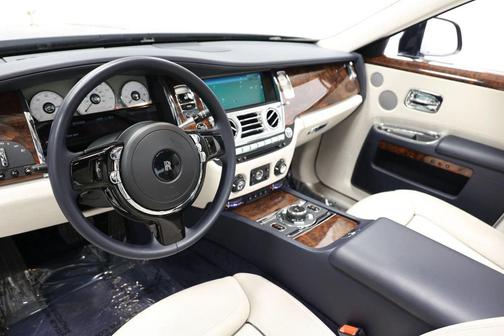 2015 Rolls-Royce Ghost Series II Sedan 4D