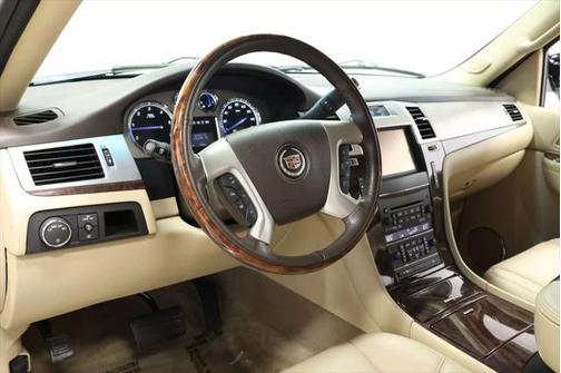 2012 Cadillac Escalade Sport