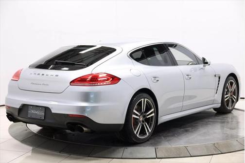 2014 Porsche Panamera Turbo S