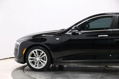 2023 Cadillac CT4 Luxury