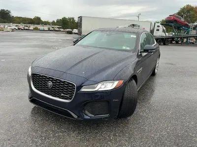 2022 Jaguar XF R-Dynamic SE P300 AWD Automatic