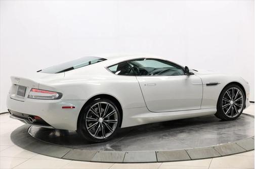 2015 Aston Martin DB9 Carbon Edition