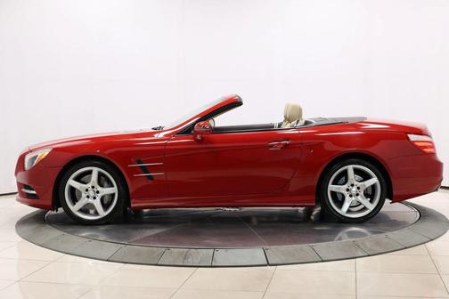 2013 Mercedes-Benz SL-Class SL 550 Roadster 2D