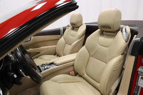 2013 Mercedes-Benz SL-Class SL 550 Roadster 2D