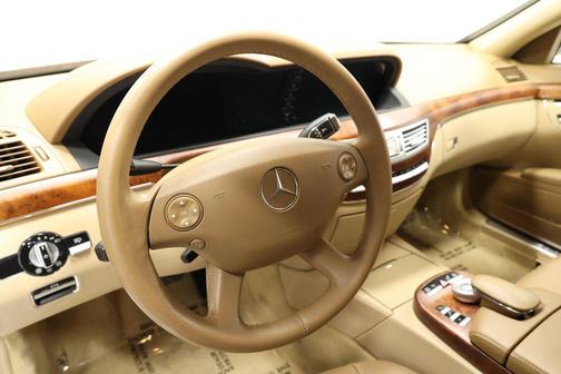 2007 Mercedes-Benz S-Class S 550 Sedan 4D