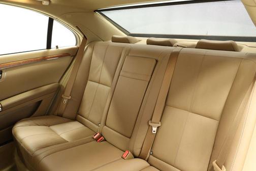 2007 Mercedes-Benz S-Class S 550 Sedan 4D