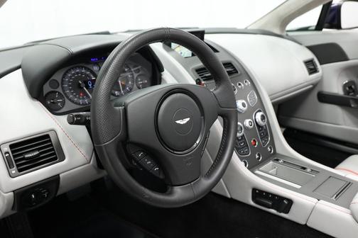 Blue 2016 Aston Martin V8 Vantage Base