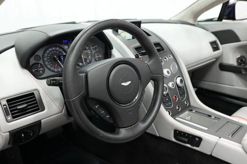 Blue 2016 Aston Martin V8 Vantage Base