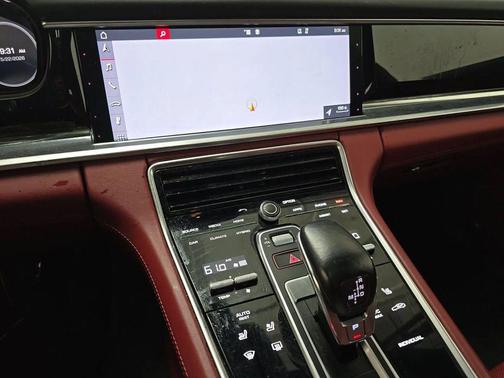White 2019 Porsche Panamera 4