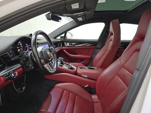 White 2019 Porsche Panamera 4
