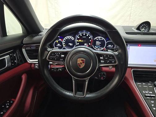 White 2019 Porsche Panamera 4