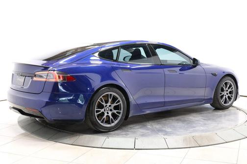 Deep Blue Metallic 2021 Tesla Model S Plaid