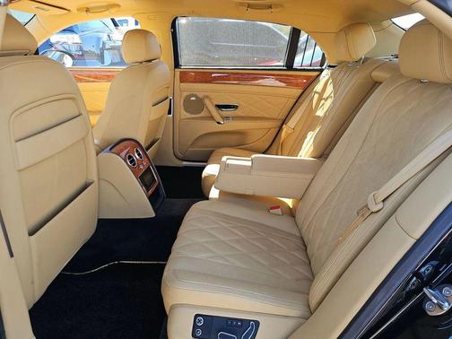 2014 Bentley Flying Spur Base