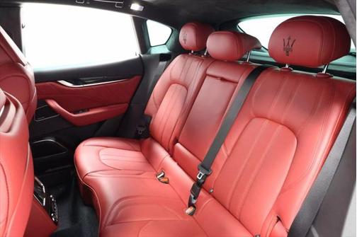 2022 Maserati Levante Modena S