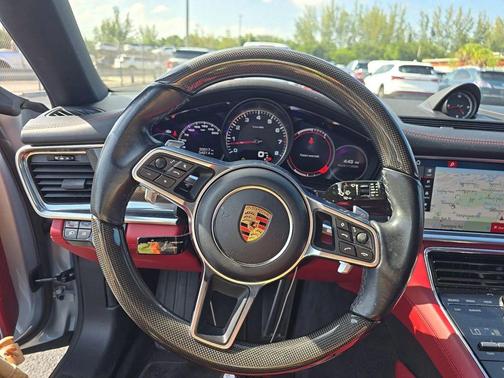 Rhodium Silver Metallic 2018 Porsche Panamera 4S Executive