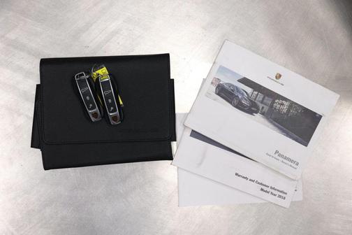 Rhodium Silver Metallic 2018 Porsche Panamera 4S Executive