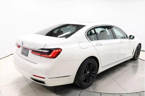 2021 BMW 750 i xDrive