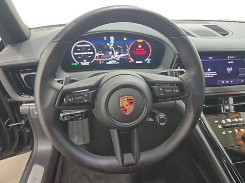Volcano Grey Metallic 2026 Porsche Panamera 4