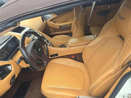 White 2015 Aston Martin Vanquish Volante