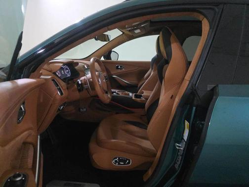 2022 Aston Martin DBX Sport Utility 4D
