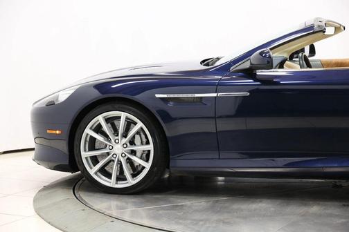 2016 Aston Martin DB9 GT Volante