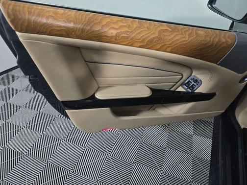 2016 Aston Martin DB9 GT Volante