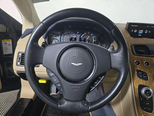2016 Aston Martin DB9 GT Volante