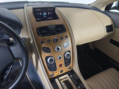 2016 Aston Martin DB9 GT Volante