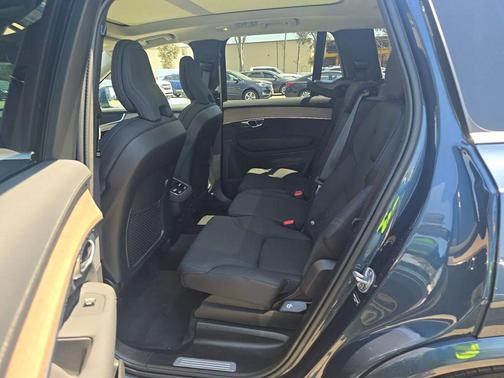 Denim Blue Metallic 2025 Volvo XC90 B6 Core