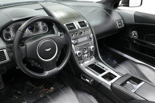 2013 Aston Martin DB9 Volante