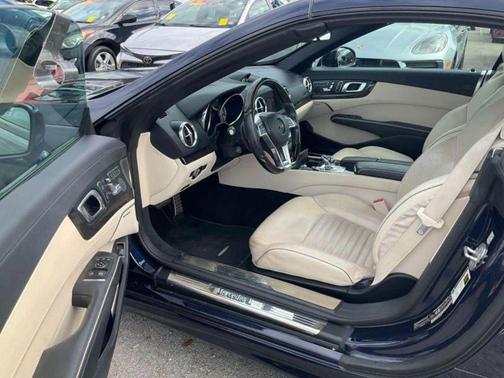 2015 Mercedes-Benz SL-Class SL 550 Roadster 2D