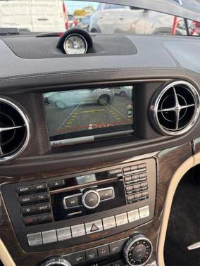 2015 Mercedes-Benz SL-Class SL 550 Roadster 2D