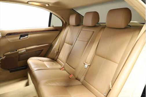 2007 Mercedes-Benz S-Class S 550 Sedan 4D