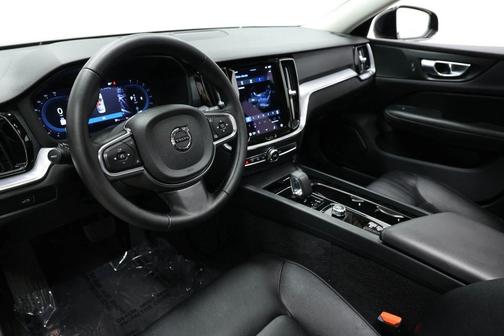 2024 Volvo S60 B5 Core Dark Theme