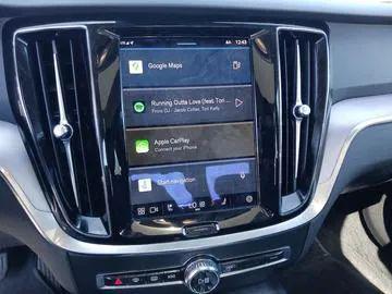 2024 Volvo S60 B5 Core Dark Theme