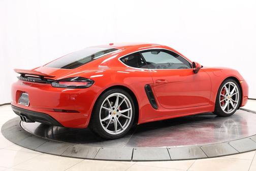 Guards Red 2017 Porsche 718 Cayman S