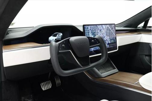 2022 Tesla Model S Long Range