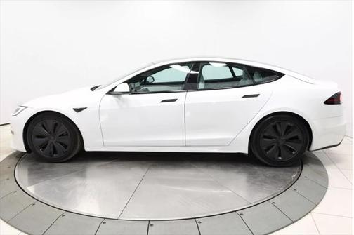 2022 Tesla Model S Long Range