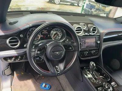 Black 2019 Bentley Bentayga V8