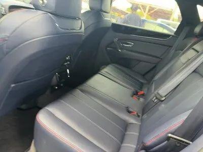 Black 2019 Bentley Bentayga V8