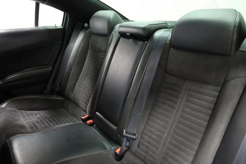 2017 Dodge Charger SE