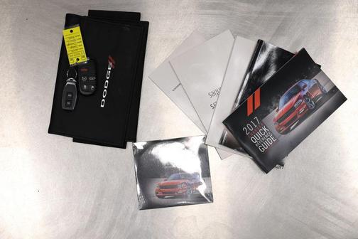 2017 Dodge Charger SE