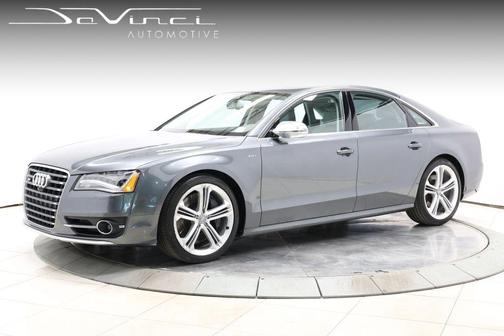 Daytona Gray Pearl Effect 2013 Audi S8 4.0T
