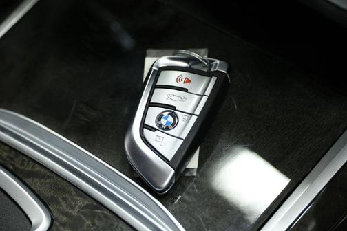 2021 BMW 740 740i Sedan 4D