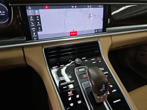 2018 Porsche Panamera 4 Executive