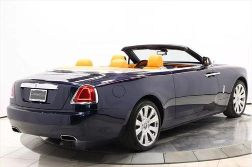 2016 Rolls-Royce Dawn Convertible 2D