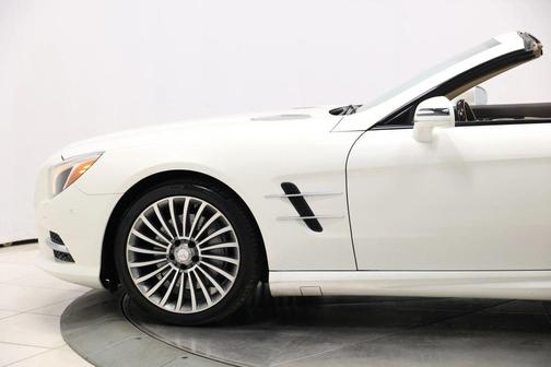 2013 Mercedes-Benz SL-Class SL 550 Roadster 2D